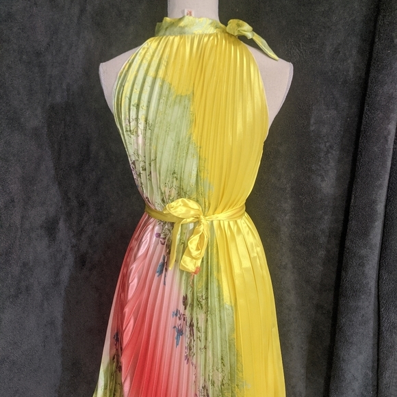 Multi colored summer dress - Picture 4 of 8
